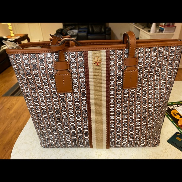 Item sold - Picture 6 of 8